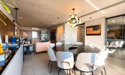 Apartamento de Luxo com vista mar no Centro de Florianópolis