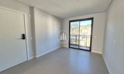 Apartamento 2 dormitórios centro de Florianópolis/SC