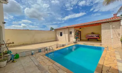 Casa com 4 dormitórios à venda, 110 m² por R$ 750.000,00 - Jardim Porangaba - Águas de São Pedro/SP