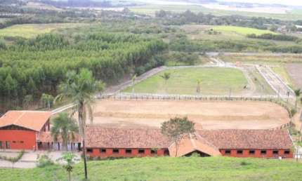 Fazenda à venda no Centro, Charqueada 