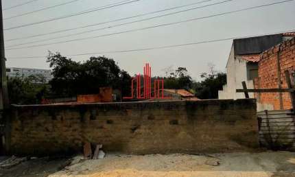 Terreno/ Lote á Venda no Residencial Vicente Laureano