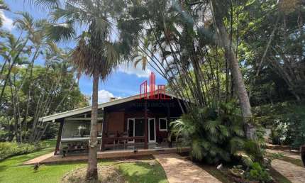Imóvel disponível no condomínio de luxo Rancho dos Arcos