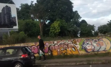02 lotes frente para Avenida Brasília no novo mundo Curitiba PR