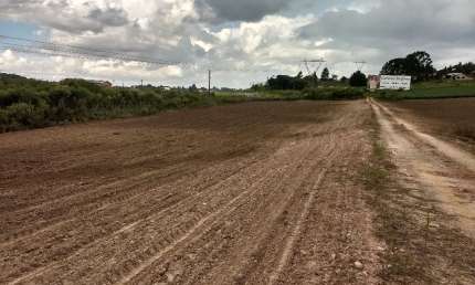 Terreno Industrial em frente Shopping City Center Outlet / Campo Largo
