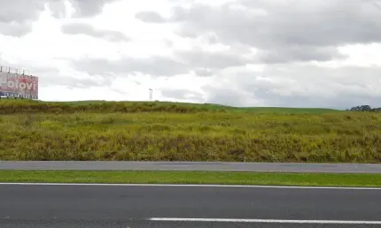 Terreno comercial à venda no Bom Jesus, Campo Largo 