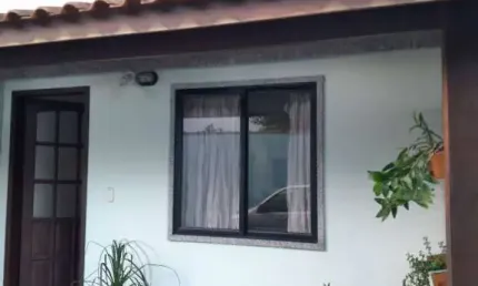 Excelente Casa Duplex em Condomínio nas Palmeiras em Cabo Frio!