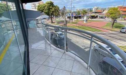 Sobreloja com 180 m ² na avenida principal em São Cristóvão