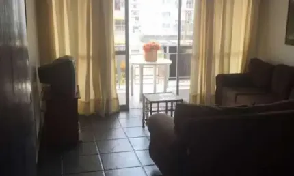 Apartamento a 100 metros da Praia do Forte em Cabo Frio com vista mar!!!