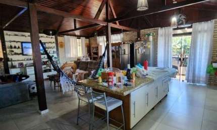 Casa com 154m² Averbados e total de 332m² com m² no Boa Vista  à venda, por R$ 779.900,00- Joinville/SC