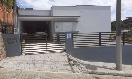 Casa à venda, não averbada,escriturada com 170 m² por r$ 800.000 - joão costa - joinville/sc