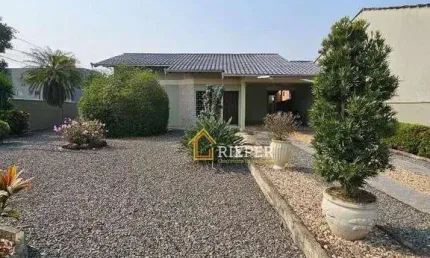 Casa com 3 dormitórios à venda, 142 m² por r$ 899.000 - iririú - joinville/sc