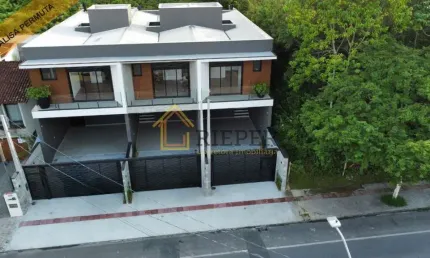 Casa com 3 quartos à venda no Anita Garibaldi, Joinville , 205 m2 por R$ 1.537.500