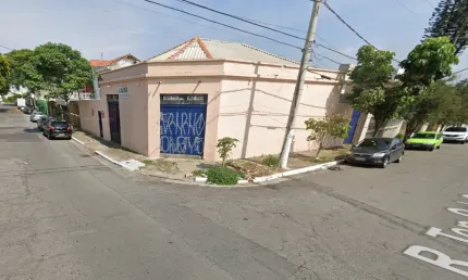 Galpão e escritórios, esquina, a 1 minuto do METRO PENHA - 350M2