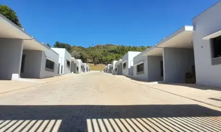 Casa em condomínio  Village bairro da Usina Atibaia