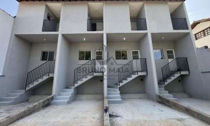 Casa para Venda em Bragança Paulista, Vila Aparecida, 2 dormitórios, 1 suíte, 1 banheiro, 2 vagas