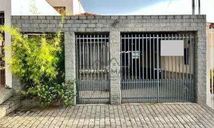 Casa para Venda em Bragança Paulista, Jardim Santa Rita de Cássia, 3 dormitórios, 1 suíte, 1 banheiro, 2 vagas