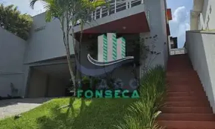 Sobrado Triplex à venda no Condomínio Real Park - Vila Oliveira