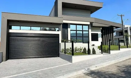 Casa com 3 suítes à venda na pedra branca, palhoça, com vista e piscina