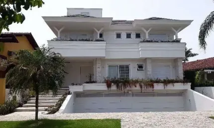 Casa com 5 Suítes no bairro Jurerê Internacional em Florianópolis/SC