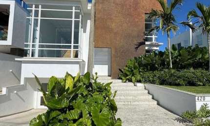 Casa 4 Suítes no bairro Jurerê Internacional em Florianópolis/SC