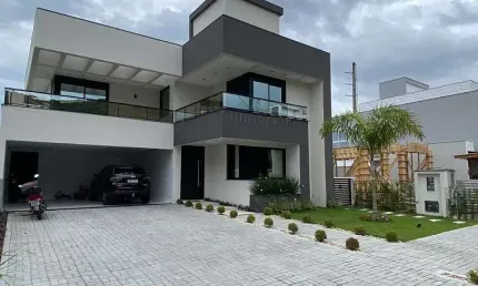 Casa com 3 suítes à venda no Parque da Pedra, Palhoça