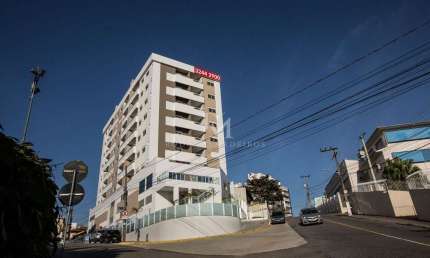 Apartamento à venda no bairro Capoeiras em Florianópolis/SC
