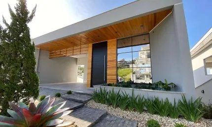 Casa nova com 3 dormitórios à venda na Pedra Branca, Palhoça