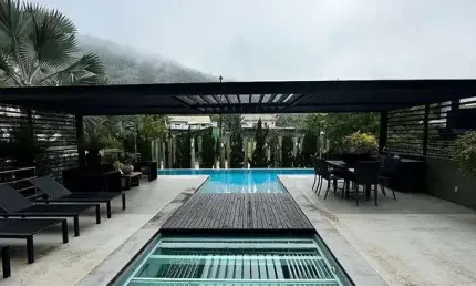 Casa em condomínio fechado com 6 quartos à venda na Avenida Rodesindo Pavan, Praia do Estaleiro, Balneário Camboriú