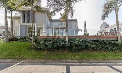 Casa 5 Dormitórios (3 Suítes), Mobiliado - Itajaí/SC