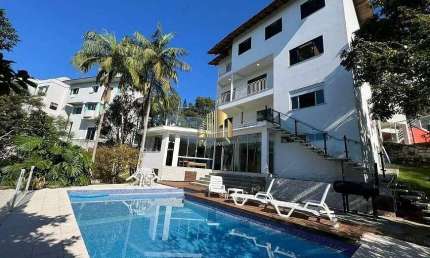 Casa com 4 dormitórios no Bosque das Mansões, São José