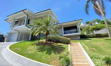Casa 3 Suítes e Piscina - Bosque das Mansões, São José-SC
