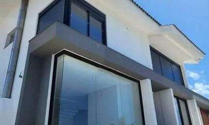 Casa em condomínio fechado com 4 quartos à venda na Rua das Carambolas, Bosque das Mansões, São José