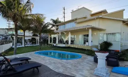 Casa com Vista para o Mar no Condomínio Bosque das Mansões - São Jose/SC
