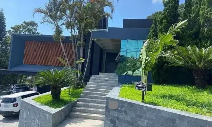 Casa 3 Suítes no bairro Bosque das Mansões em São José/SC