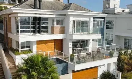 Casa 4 dormitórios (3 suítes) estreito, florianópolis/sc