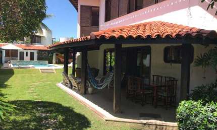 Casa para Venda em Lauro de Freitas, Vilas do Atlântico, 5 dormitórios, 3 suítes, 2 banheiros, 2 vagas