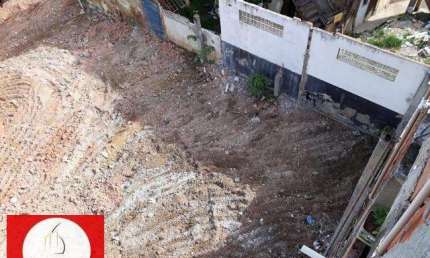 Terreno à venda na Rua Lourival Costa, 498, Valéria, Salvador