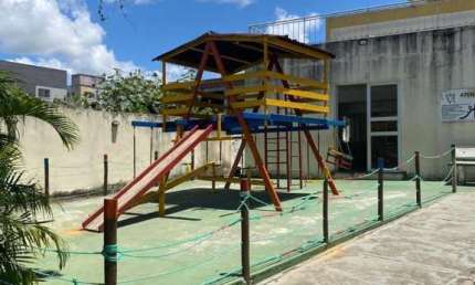 Apartamento para Venda em Lauro de Freitas, Caji, 3 dormitórios, 1 banheiro, 1 vaga