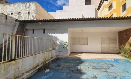 Casa para Venda em Salvador, Pituba, 3 dormitórios, 2 suítes, 3 banheiros, 2 vagas