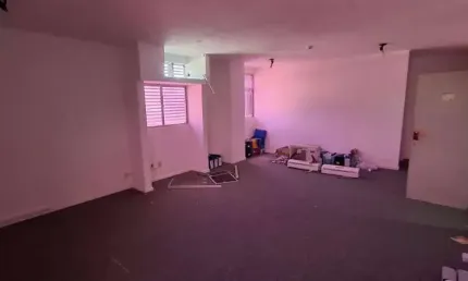 Sala Comercial para Venda em Salvador, Caminho das Árvores, 1 banheiro, 1 vaga