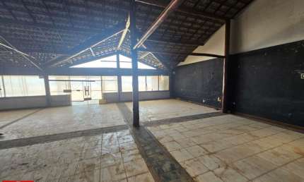 Casa Comercial para Locação em Salvador, Pituaçu, 1 banheiro, 1 vaga