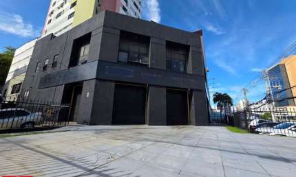 Prédio para Locação em Salvador, Parque Bela Vista, 1 dormitório, 2 banheiros, 10 vagas