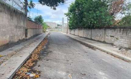 Terreno para Venda em Camaçari, Vila de Abrantes (Abrantes), 2 vagas