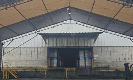 Galpão para Locação em Camaçari, Novo Horizonte, 2 banheiros, 20 vagas