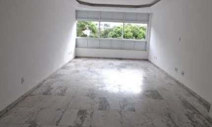 Apartamento para Venda em Salvador, Vitória, 4 dormitórios, 2 suítes, 4 banheiros, 1 vaga