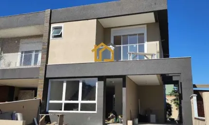 Casa à venda no bairro São João do Rio Vermelho - Florianópolis/SC
