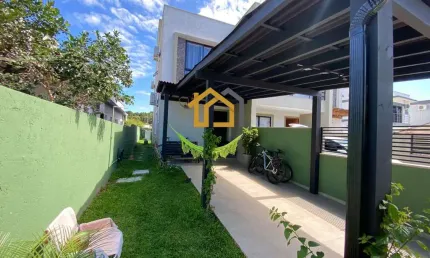 Casa Sobrado em São João do Rio Vermelho, Florianópolis/SC
