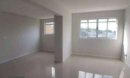Sala comercial para aluguel com 60m² na Av. Santos Dumont no bairro Bom Retiro por R$2.300,00 + taxas
