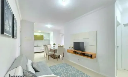 Apartamento para locação no bairro itacolomi em balneário piçarras, com 2 quartos, 1 vaga por r$ 2.300,00 + taxas.