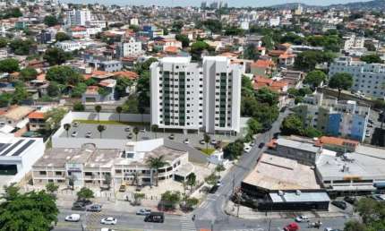 Cobertura Alto Padrão - 02 qt. - 01 suíte - 0q vg. -  Bairro Santa Mônica - R$ 579K